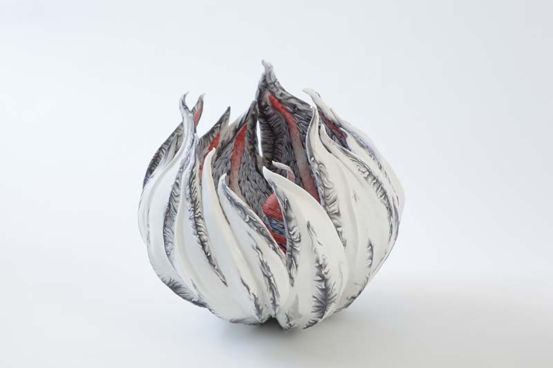 Konno Tomoko – Ceramic artist – Organic sculptures