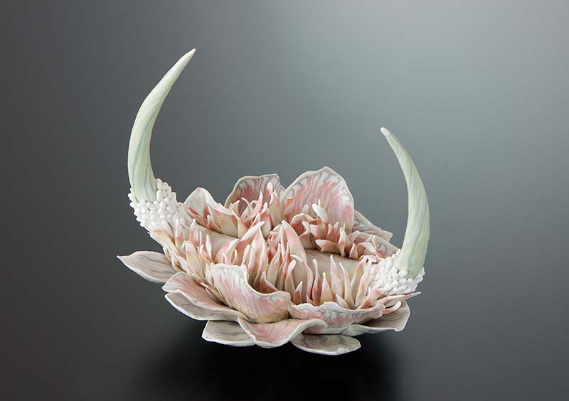 Konno Tomoko – Ceramic artist – Organic sculpture