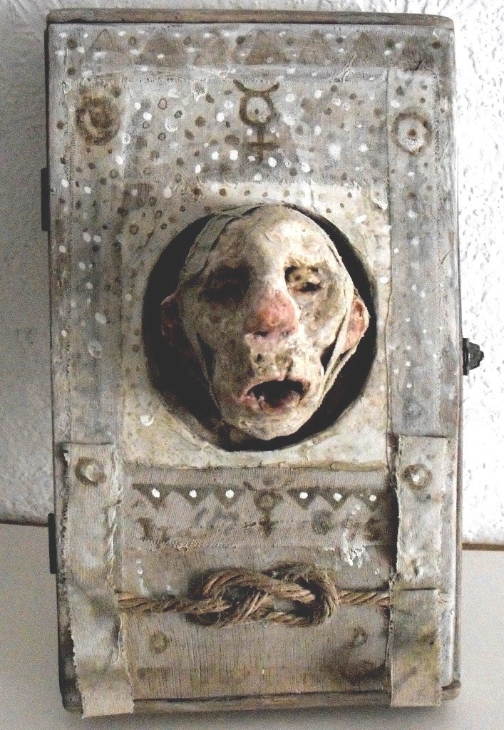 Stroff Denis – Sculptures mixed media – « Indoor Secret » 2014 – Mixed media