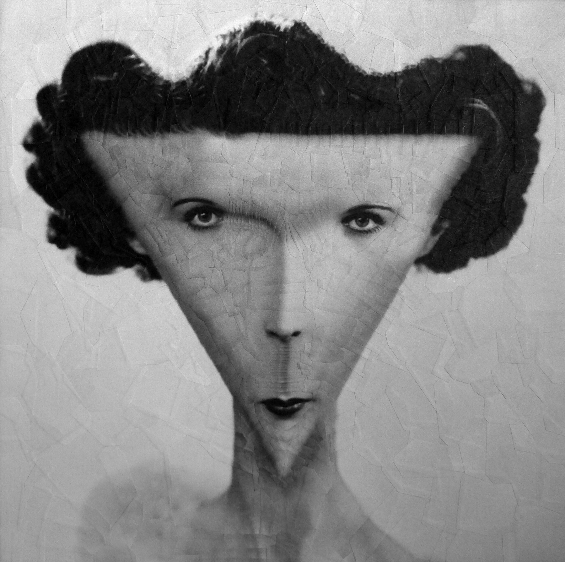 Lola Dupré – Vivien Leigh 1935, Paper collage on panel, 29.5×29.5cm