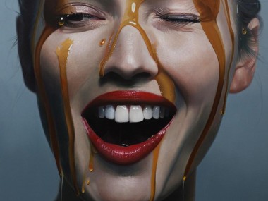 Mike Darkas – Hyper-realistic paintings of @tonigarrn – oil on canvas 145x195cm