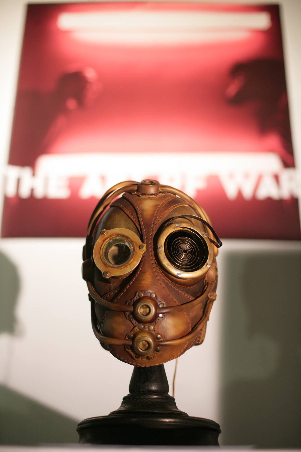 Bob Basset – Steampunk Art Leather Gas Mask