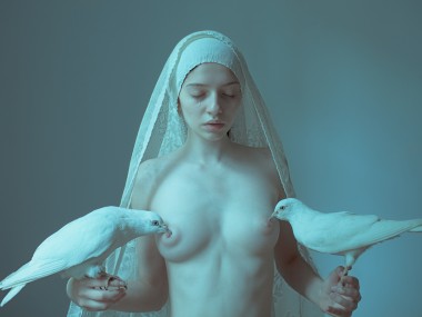 Laura Makabresku – Beautiful dark photography – The Healing