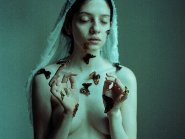 Laura Makabresku – Mystic photography – Transfiguration