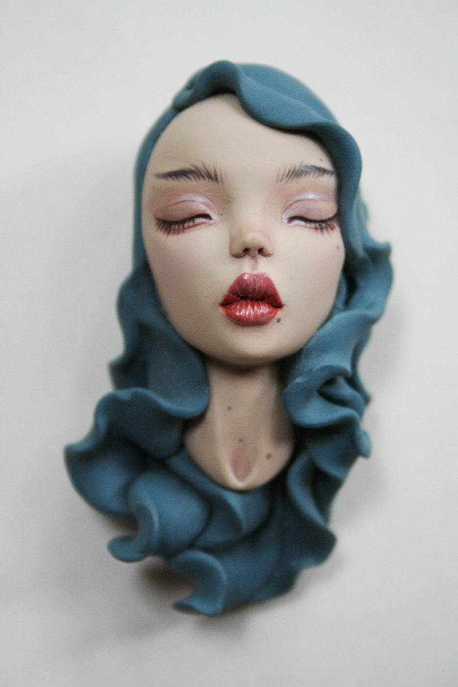 Octoplum Beautiful dolls art sculptures