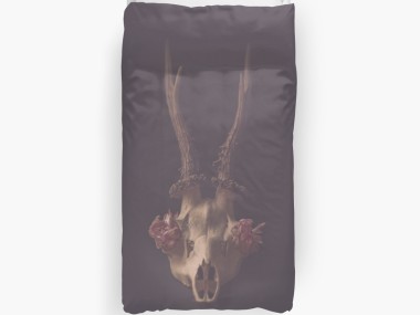 deer skull bed
