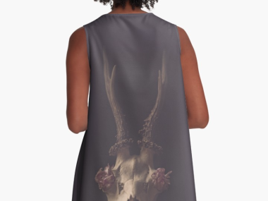 deer-skull-robe dress print