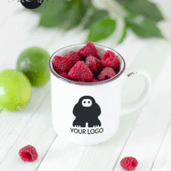 MUG + Berries blur close up mockup animation logos